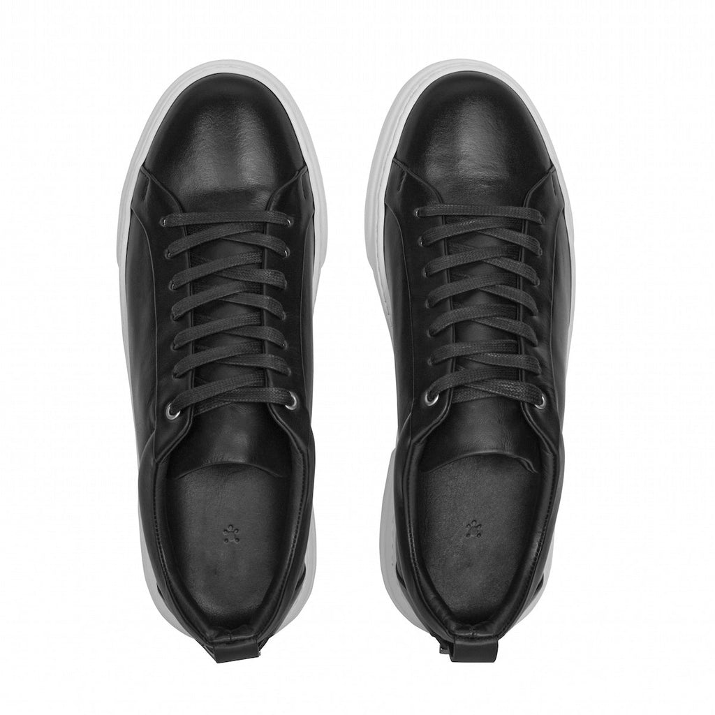MOCALMO Figaro black Italian leather sneaker pair