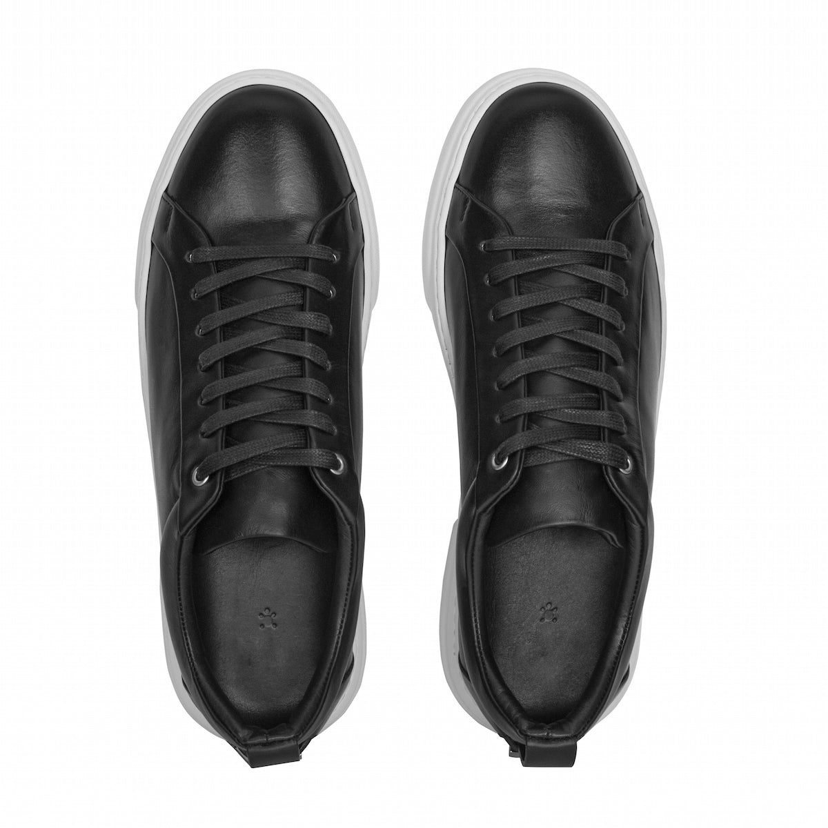 MOCALMO Figaro black Italian leather sneaker pair