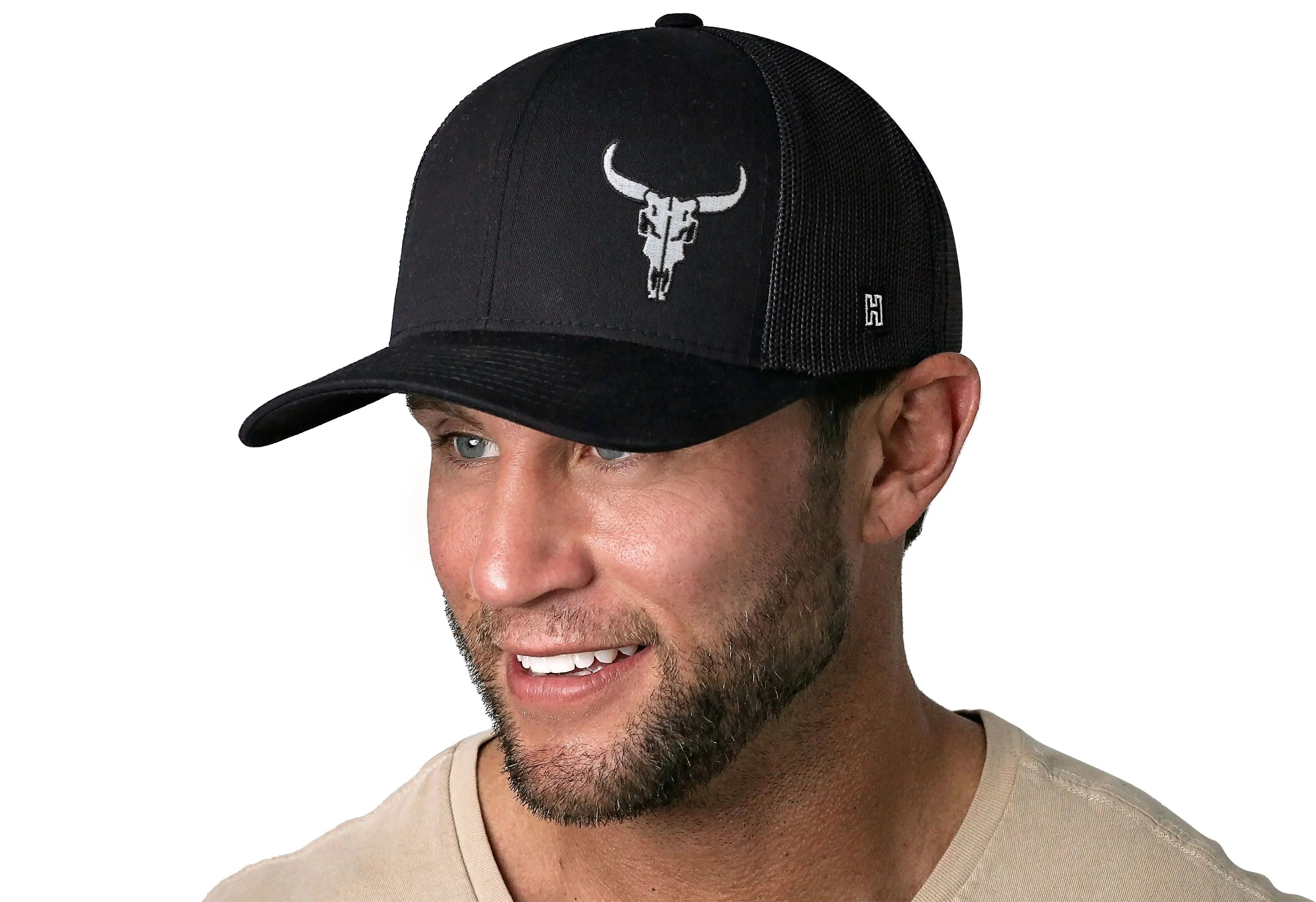 Bull Skull Trucker Hat  |  Black Bull Skull Snapback Haka Hat
